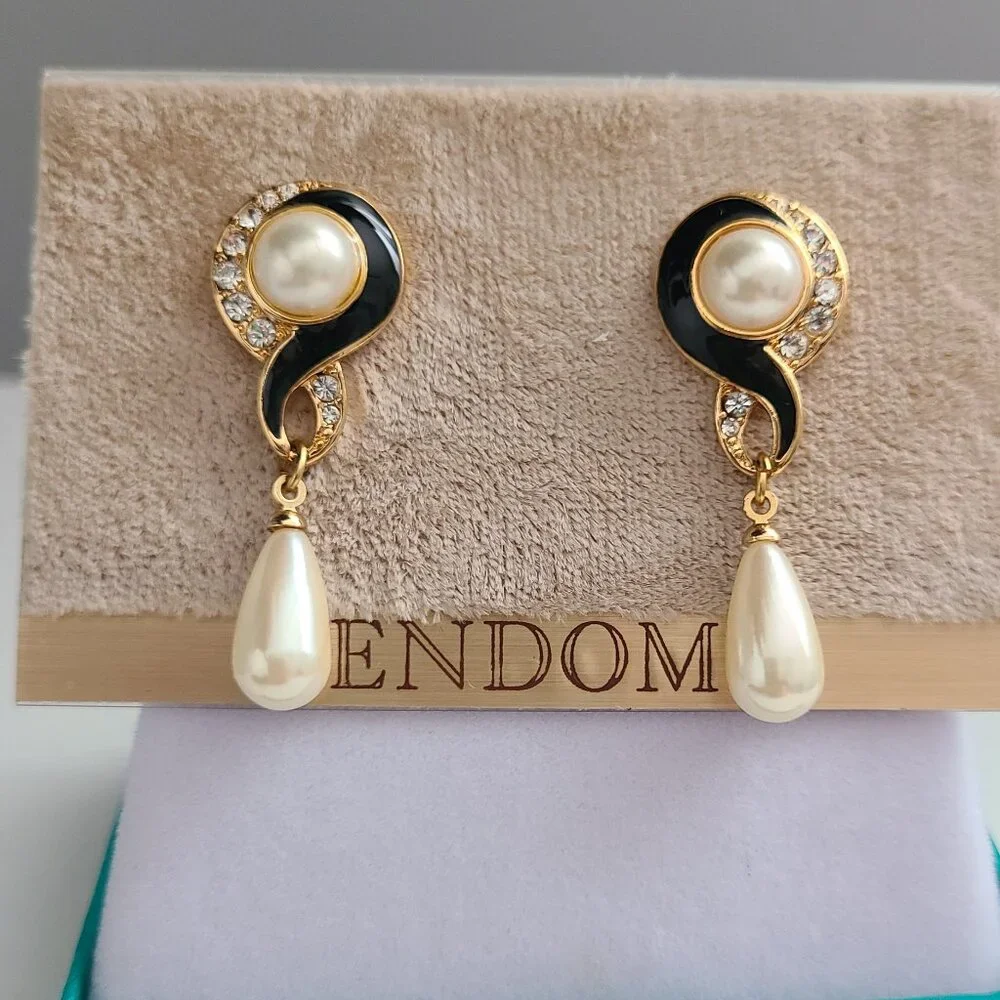 Vendome Vintage Drop Earrings - Picture 1 of 6